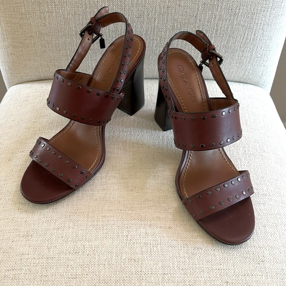 COACH Studded Leather Heels. Burgundy. Size 8. Excellent Condition. - Picture 1 of 12